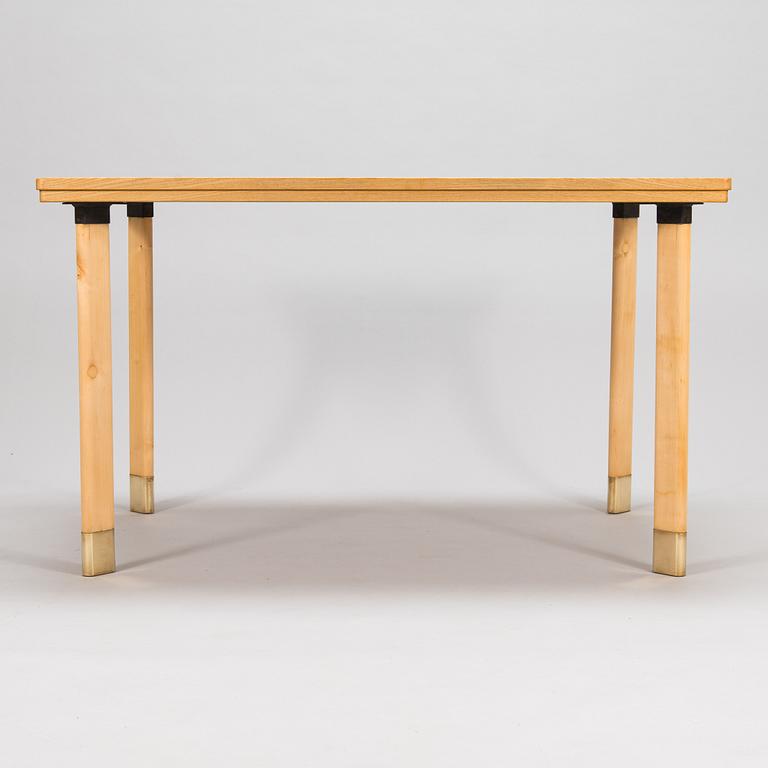 Alvar Aalto, a dining table made to order for SII in 1956.