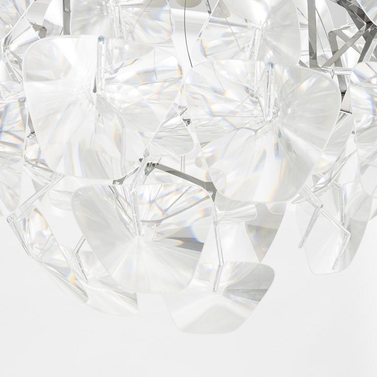 Francisco Gomez Paz & Paolo Rizzatto, a 'Hope' chandelier, Luceplan, Italy.