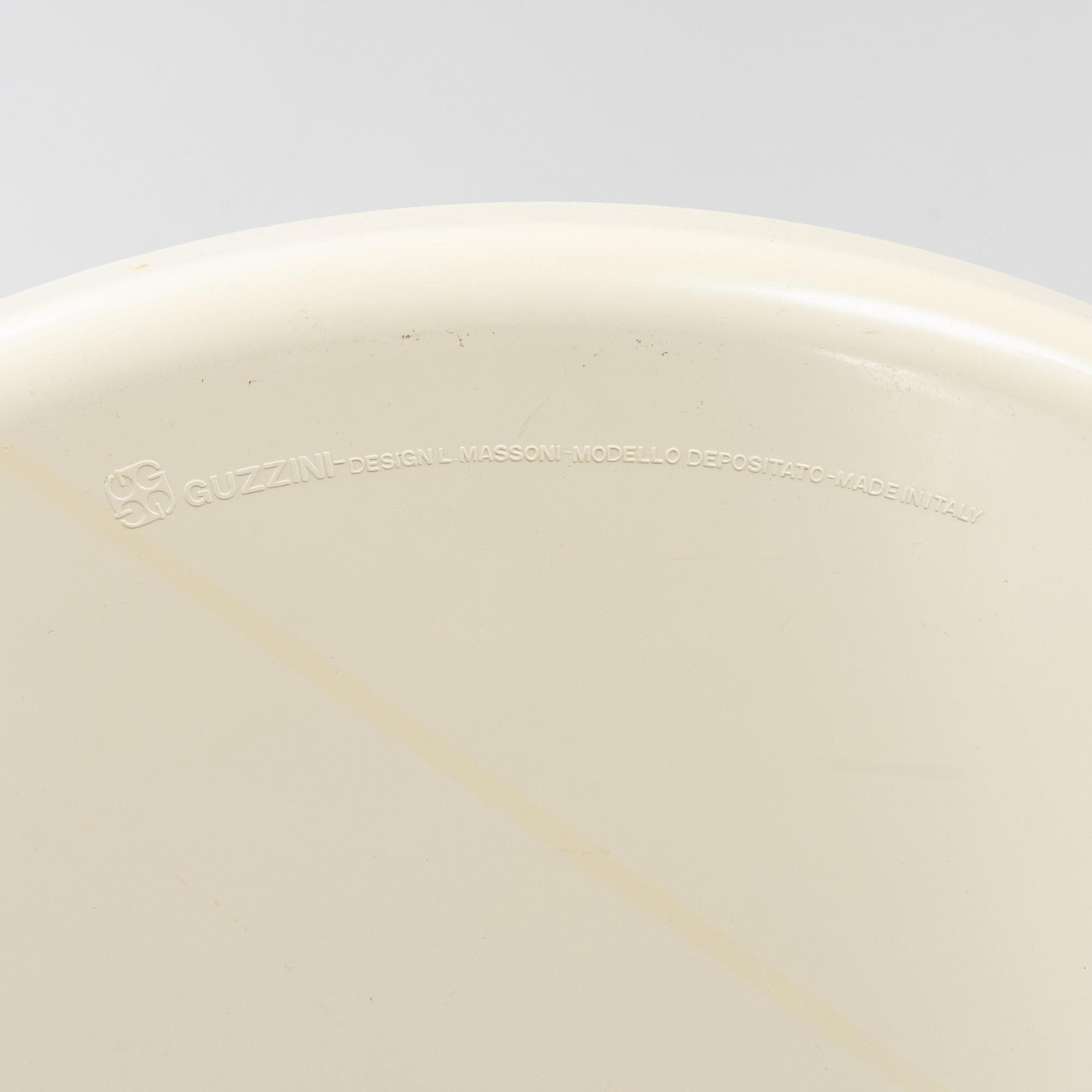 Luigi Massoni, a plastic tray table, Guzzini, Italy.