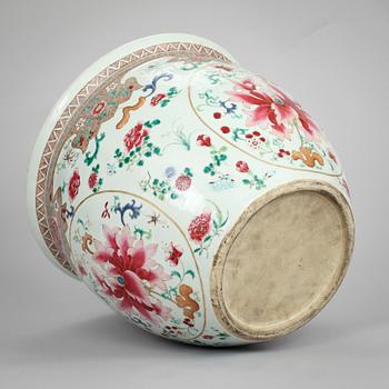 YTTERFODER, porslin. Kina, 1800/1900-tal.