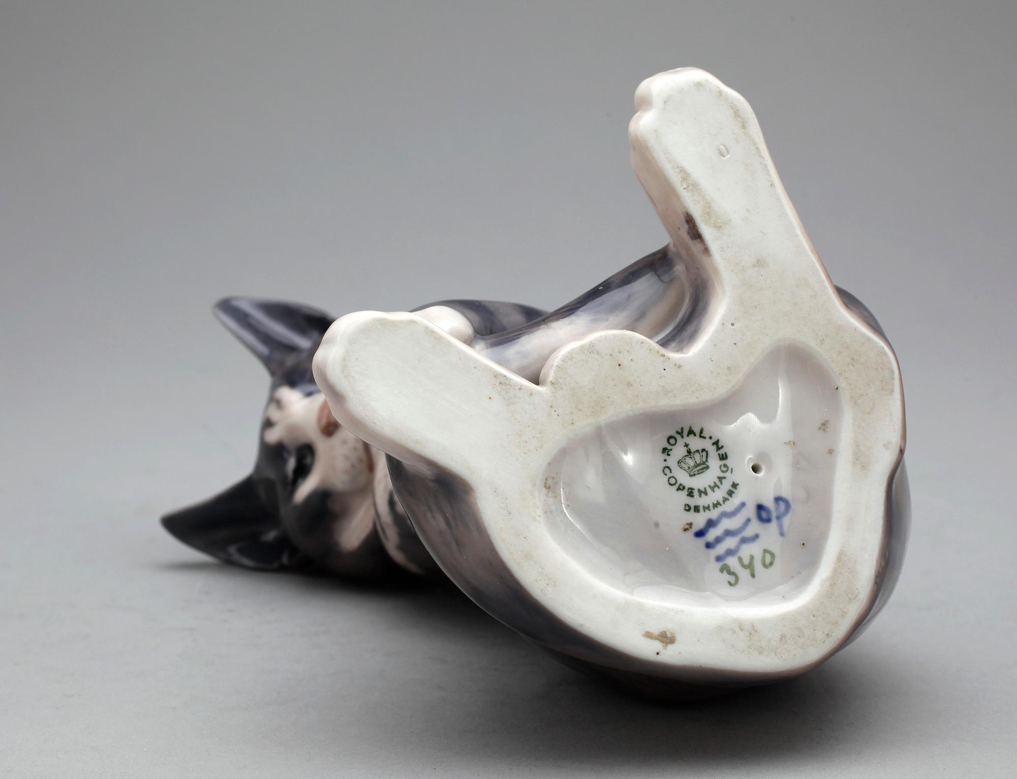 FIGURIN, porslin, Royal Copenhagen, 1969-1974.