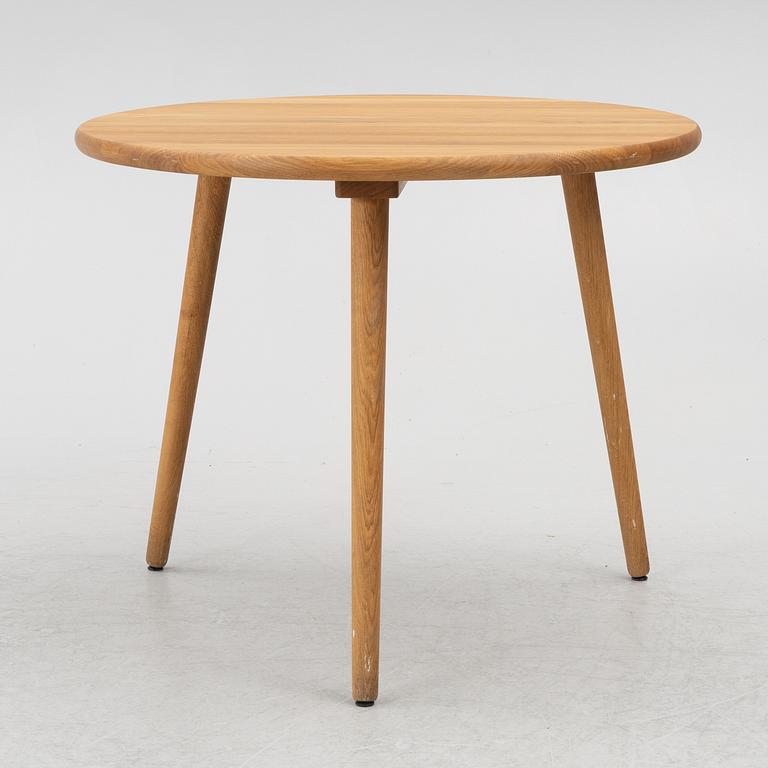 Jonas Lindvall, matbord, "Miss Tailor", Stolab. 2021.