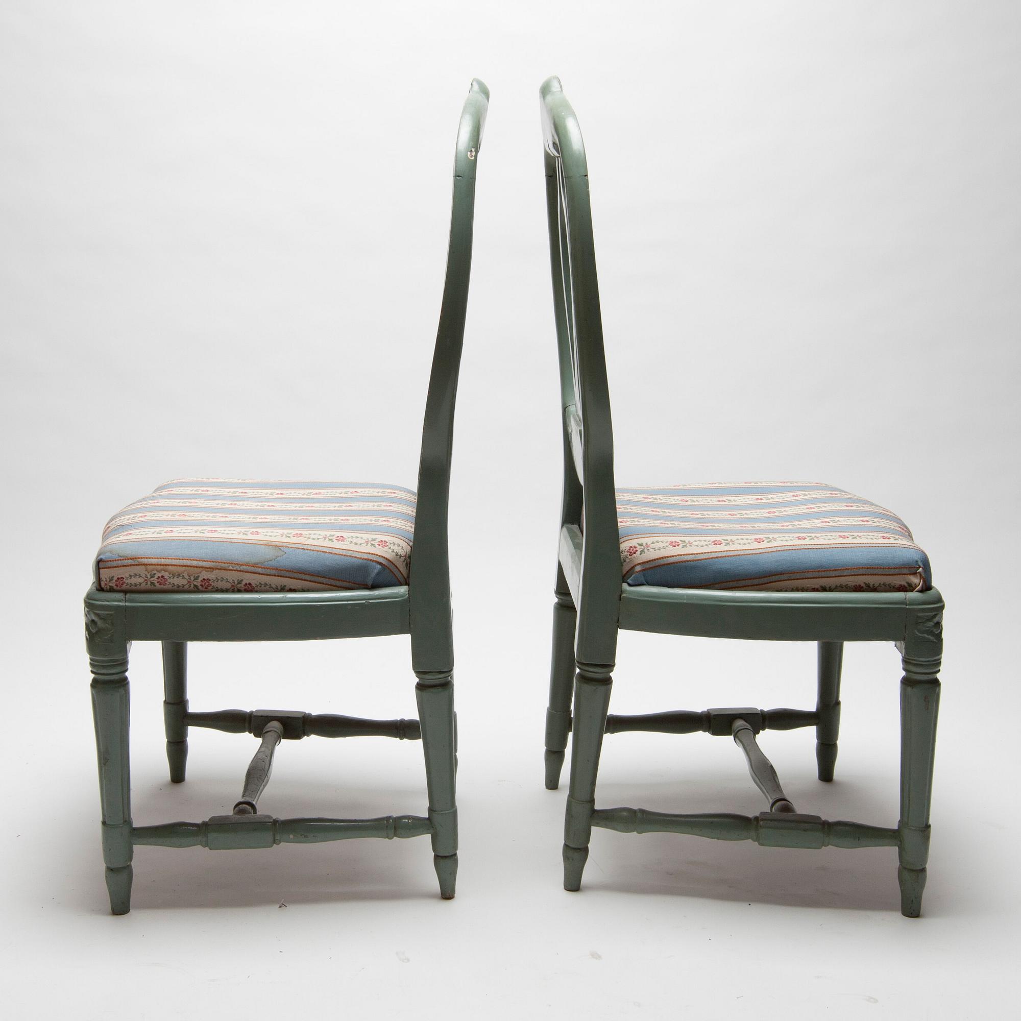 STOLAR, ett par, gustaviansk stil, 1800-tal.