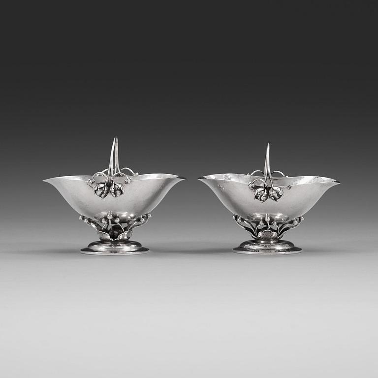 A pair of Georg Jensen bowls, Copenhagen ca 1915-21, design nr 235.