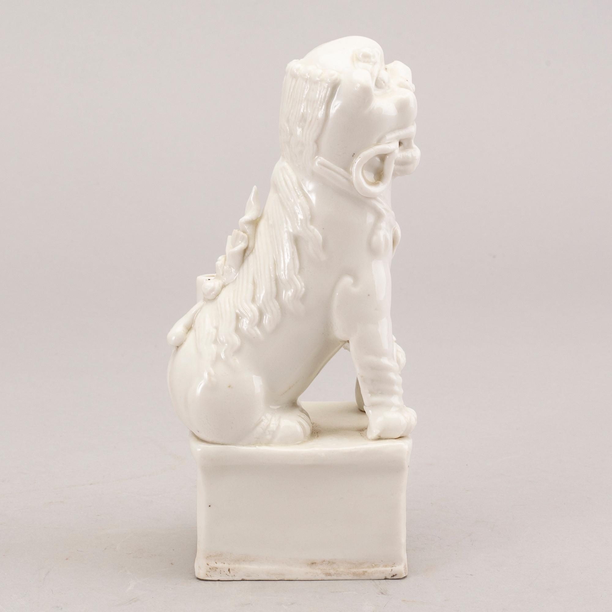 A Chinese blanc de chine joss stick holder, Qing dynasty, Kangxi (1662-1722).