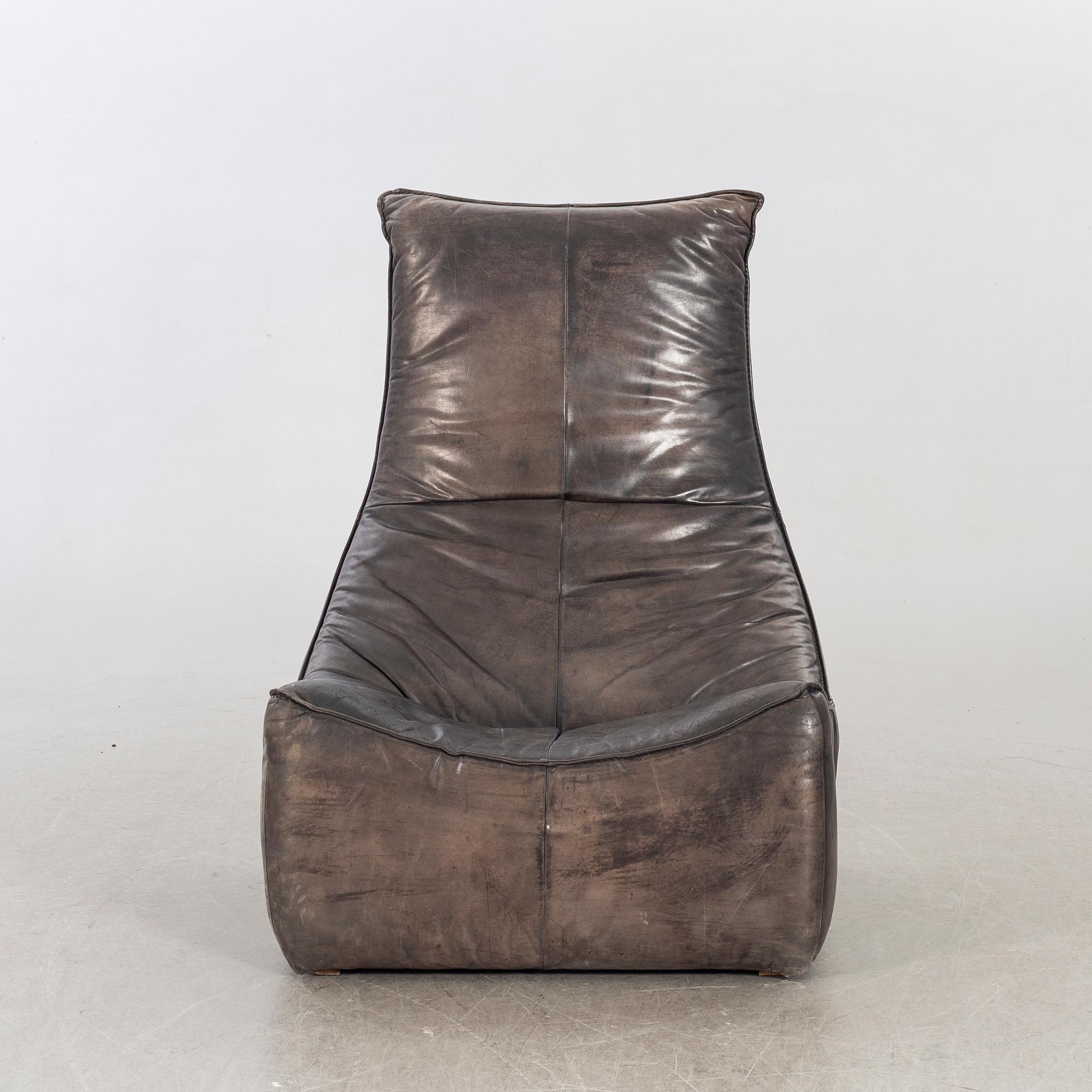 AN EASY CHAIR "THE ROCK" GERARD VAN DER BERG, MONTIS.