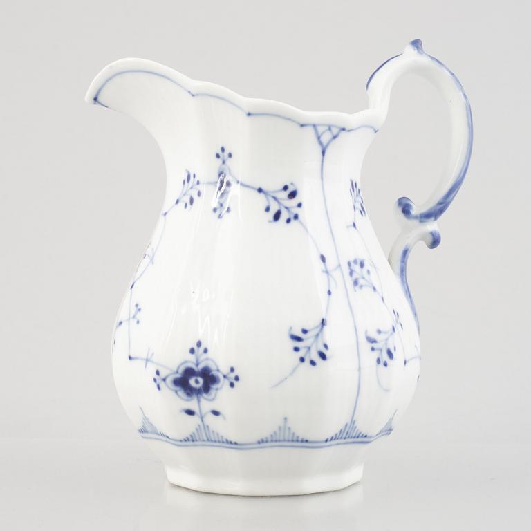 A 'Blue Fluted' / 'Musselmalet' pitcher, Royal Copenhagen, model 354, 1898-1923.