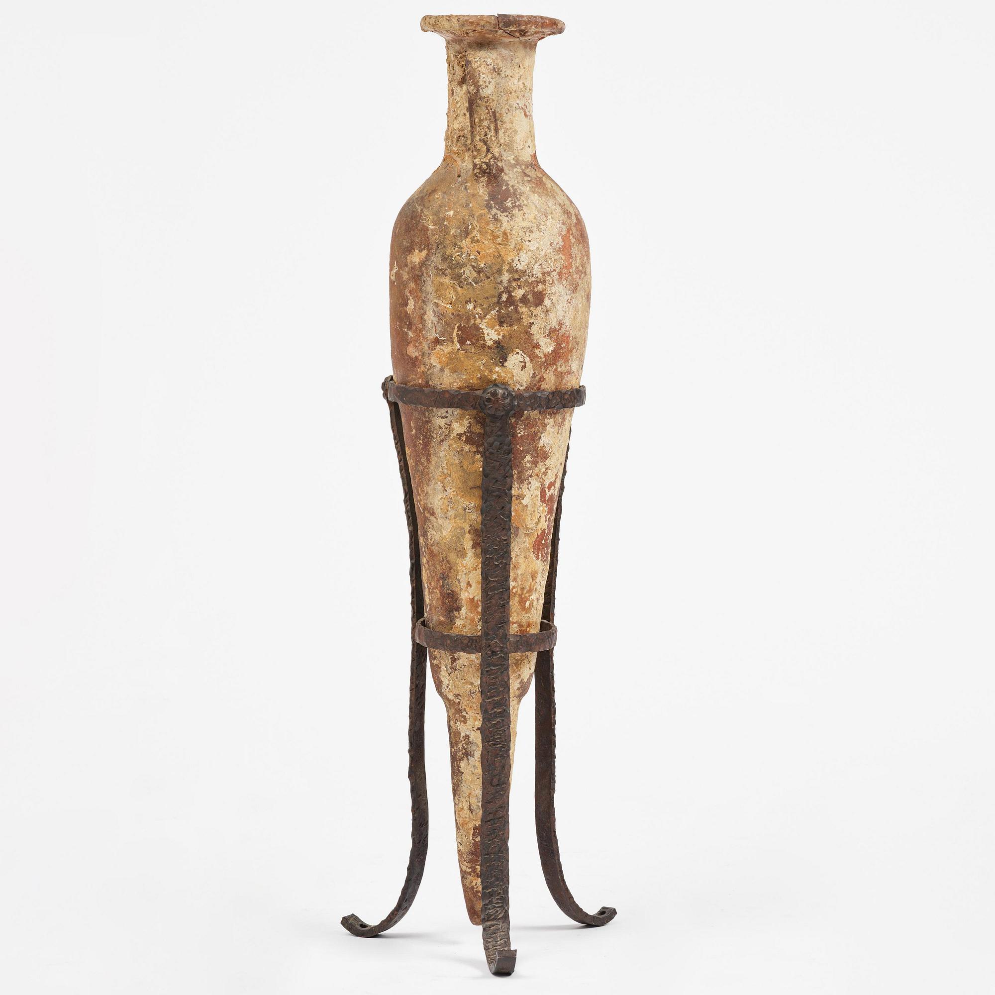 An Amphora presumably antique.
