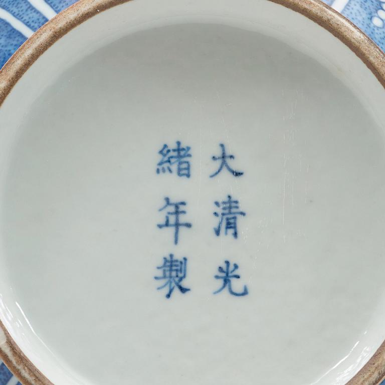 VAS, porslin. Qingdynastin, Guangxu märke och period (1874-1908).