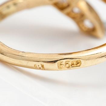 RING, 14K guld, safirer, gammalslipade diamanter och en rosensten ca 0.78 ct tot. Sekelskiftet 1800/1900.