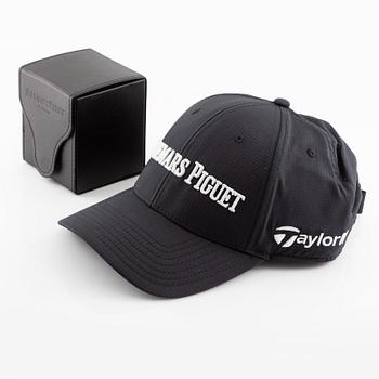 Cap and Service Case, Audemars Piguet, "No Reserve".