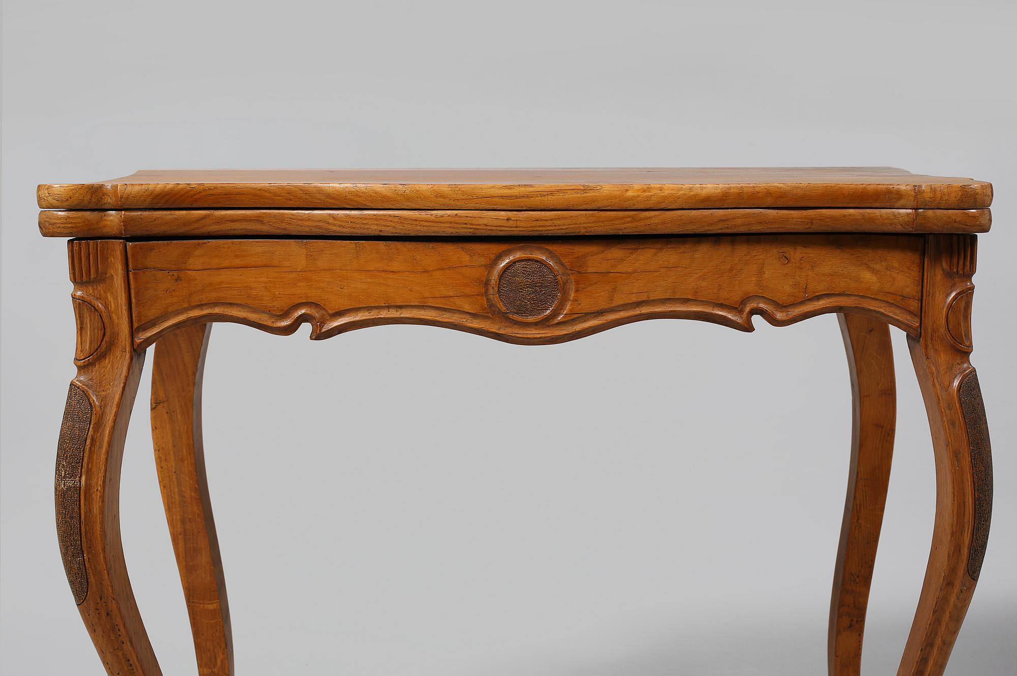 SPELBORD, rokokostil, 1900-talets början.