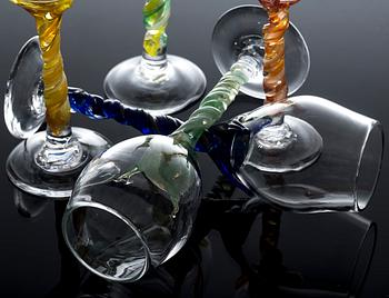 VINGLAS, 5 st. Rikke Bruzelius, Glasseriet, Danmark.
