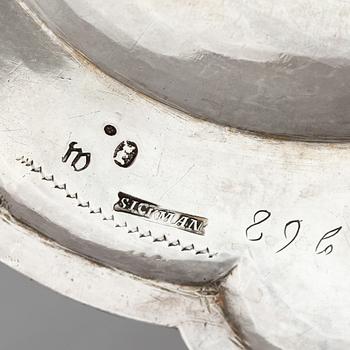 Jürgen Friedrich Sickman, fat, ett par, silver, Stockholm 1757. Rokoko.
