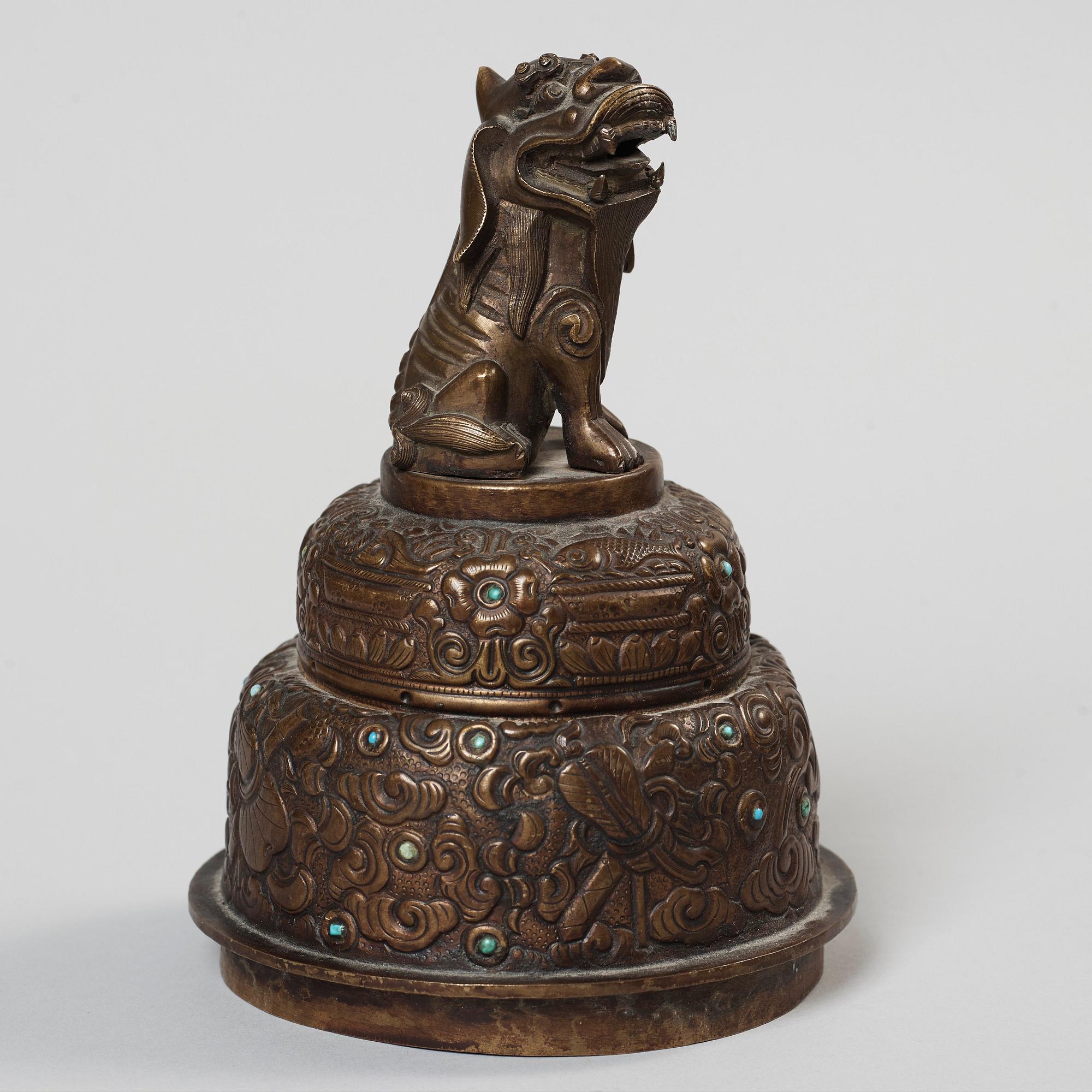 A Ceremonial ewer 'Duomuhu' with cover, Tibet 19th century.