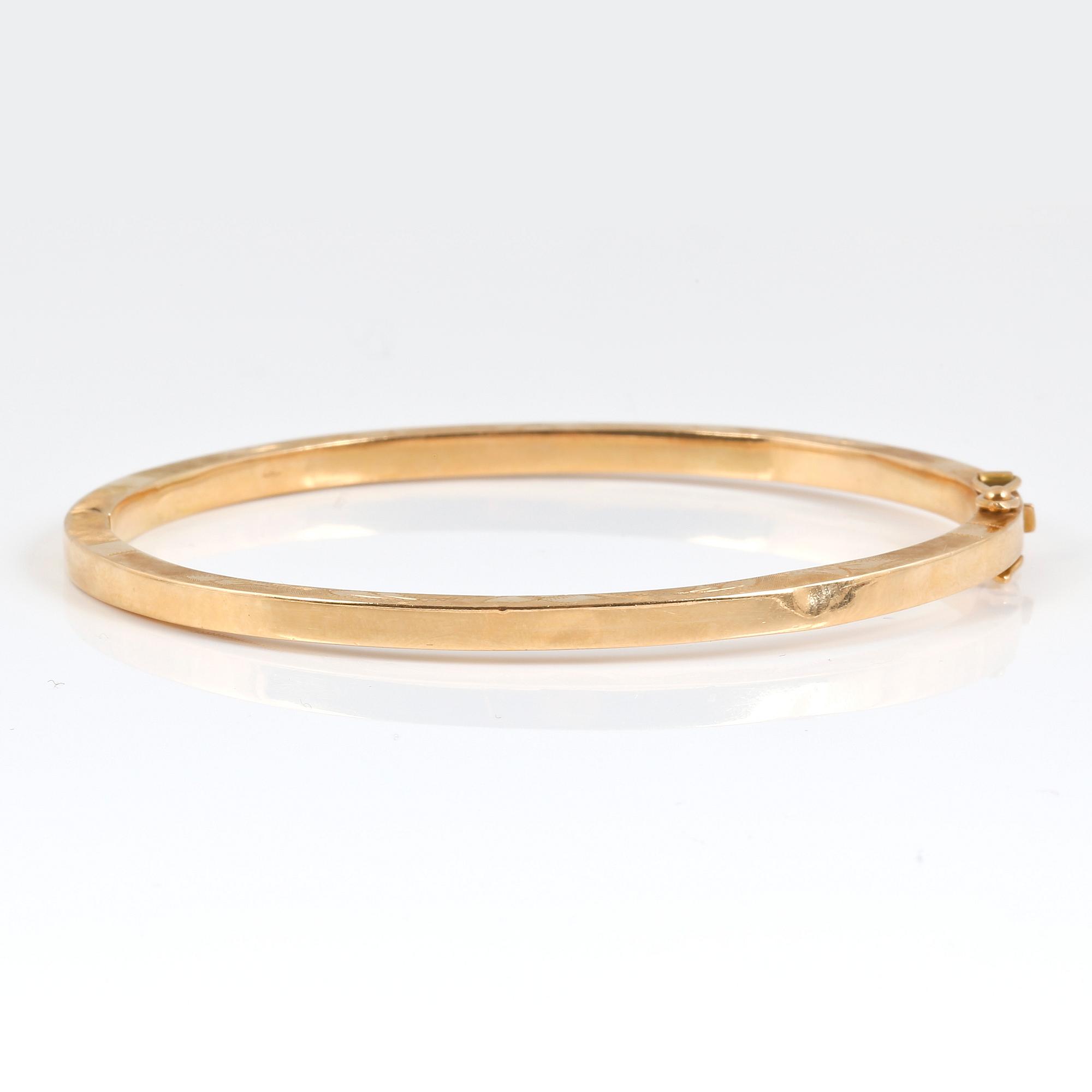ARMBAND, 18 k guld. Vikt ca 8,76 g.