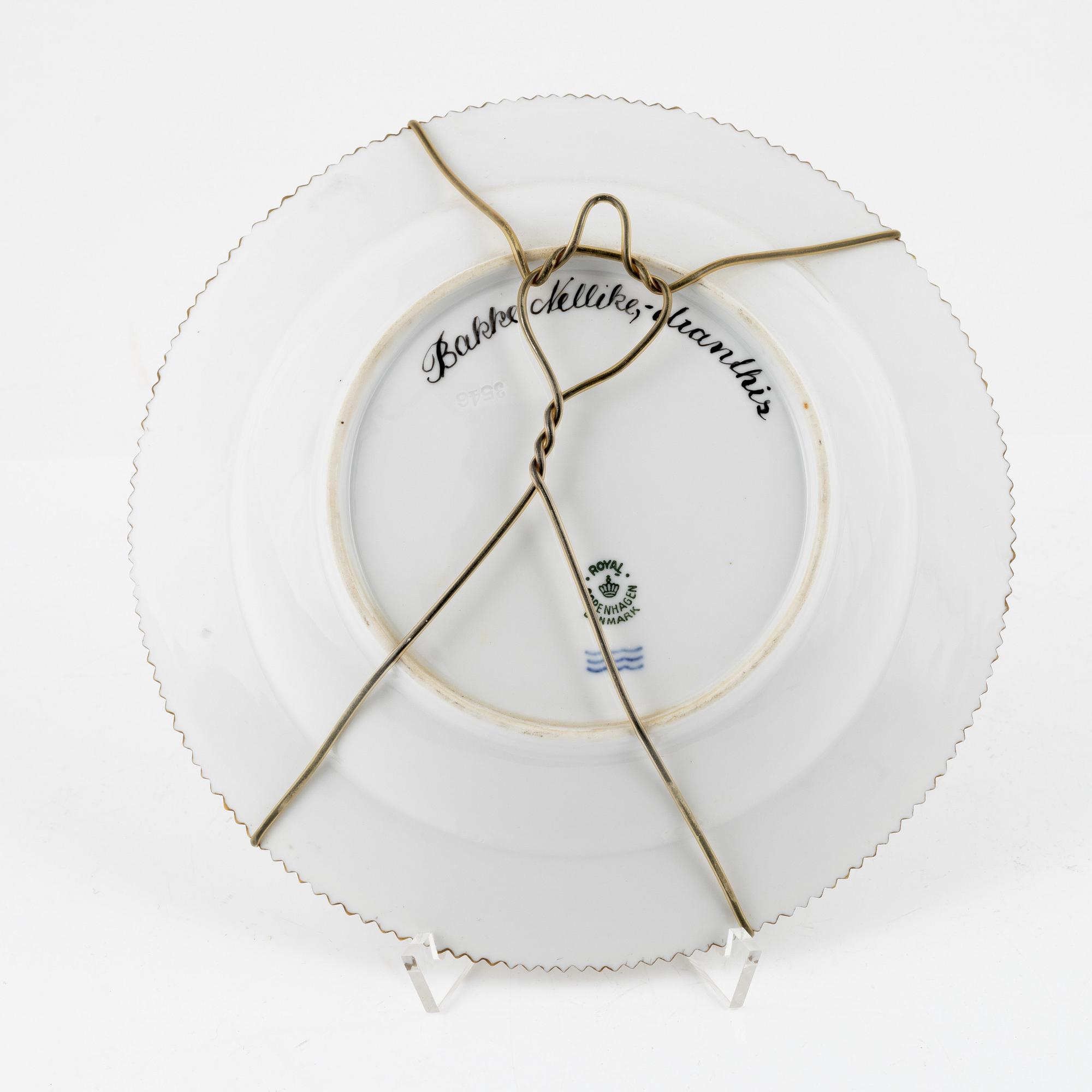 Royal Copenhagen, tallrik, "Flora Danica", Danmark, 1954.