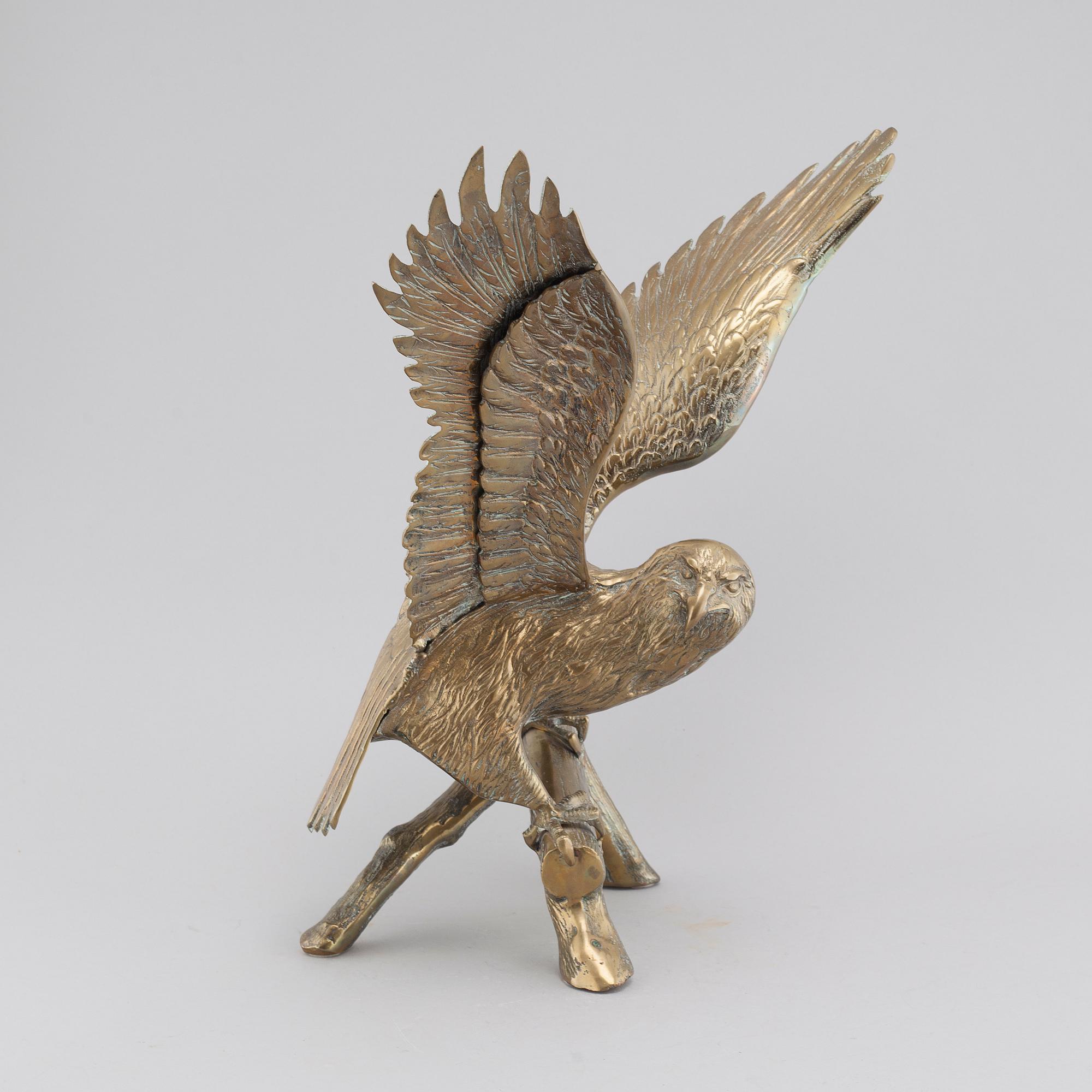 A metal sculpture from the latter half of the 20th century.