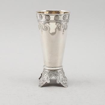 BÄGARE, silver, Erik Gustaf Markström, Uppsala 1901. Vikt ca 180 gram.