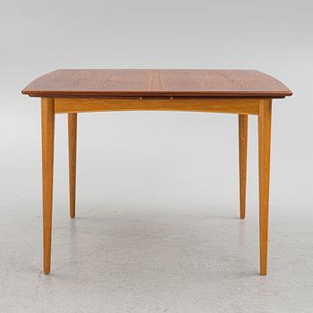 Børge Mogensen, a set of four 'Öresund' chairs, Bra Bohag, Karl Andersson & Söner and a dining table, 1960's.