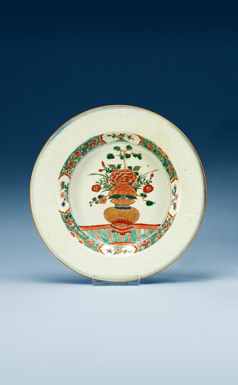TALLRIKAR, sex stycken, porslin. Qing dynastin, Kangxi (1662-1722).