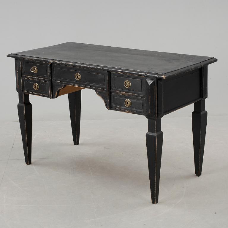 SKRIVBORD, nyrenässans, omkring sekelskiftet 1900.