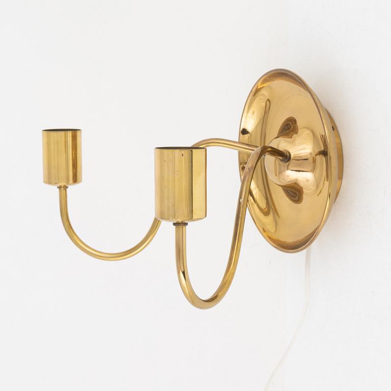 Josef Frank, a model '2565' wall light, Firma Svenskt Tenn.