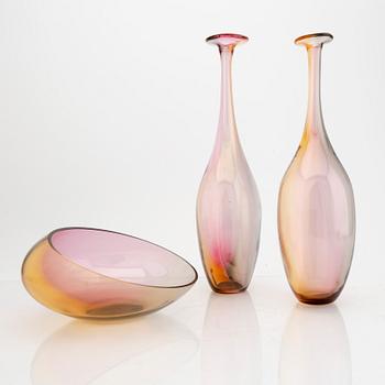Kjell Engman, a set of two vases and a bowl, signed Kosta.
