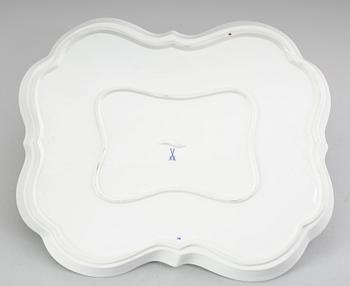 UPPLÄGGNINGSFAT, porslin, lökmönstret, Meissen.