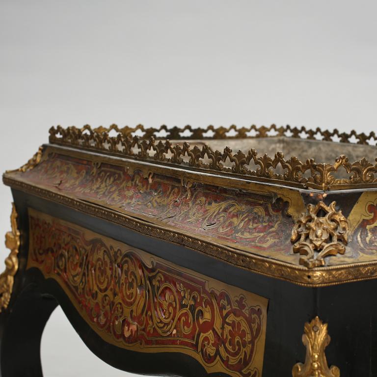 BLOMSTERBORD, Boulle-stil, omkring sekelskiftet 1800/1900.