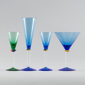 A GLASS COLLECTION BY ERIKA LAGERBIELKE "PEPPERONI", ORREFORS. (14).
