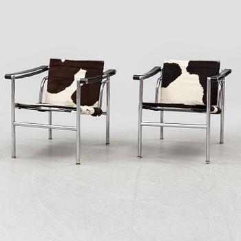 A pair of 'LC 1' easy chairs by Le Corbusier, second half of the 20th Century.