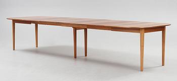 A Josef Frank mahogany dining table, Svenskt Tenn, model 947.