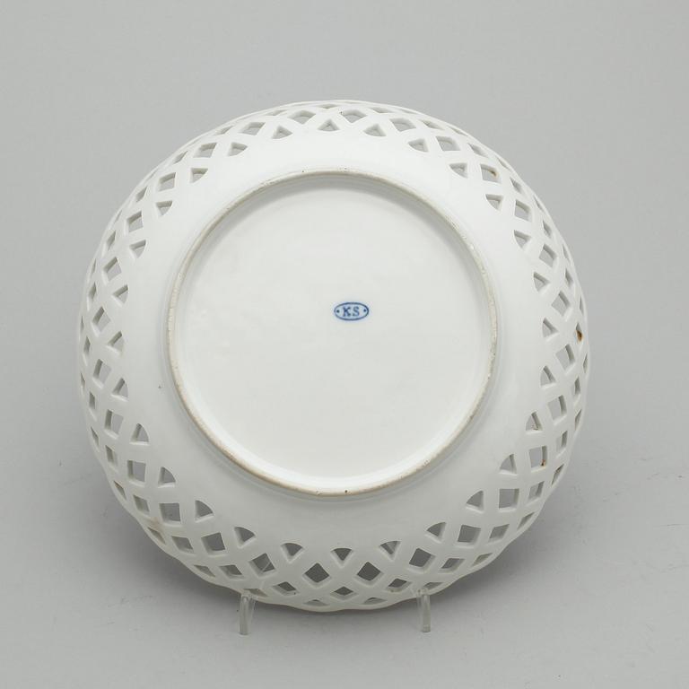PARTI PORSLIN, 25 delar, bla. "Musselmalet", Royal Copenhagen.