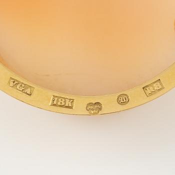 Brooch/pendant 18K gold with shell cameo.