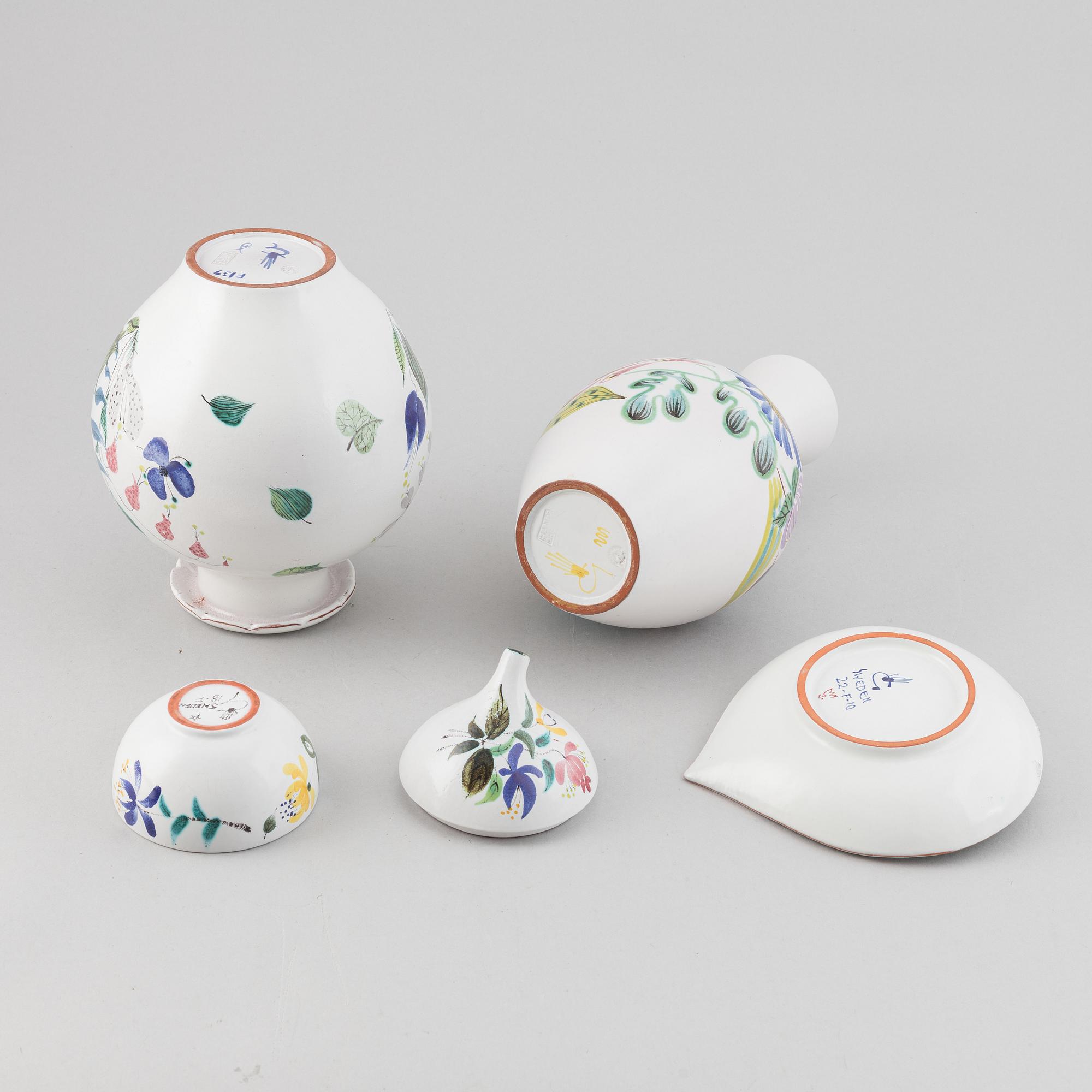 Stig Lindberg, a set of four faience pieces, Gustavsberg Studio, Sweden.
