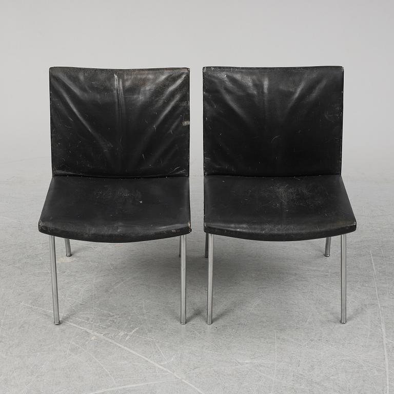 HANS J WEGNER, a pair of 'CH 401' 'Lufthavnstolen' chairs from the Kastrup series, Denmark, 1960's.