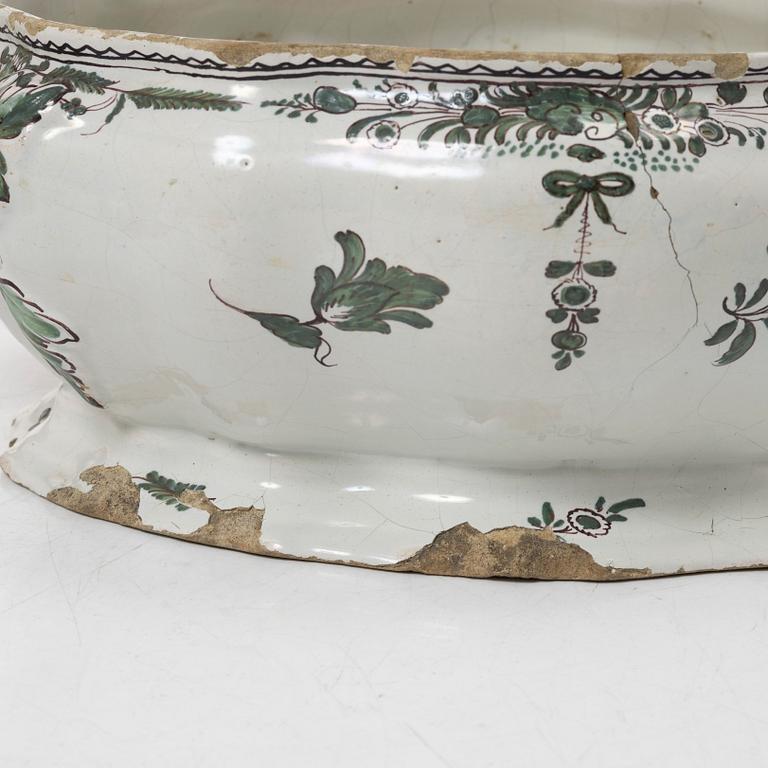 A faience lidded turrine, France, 18th/19th century.