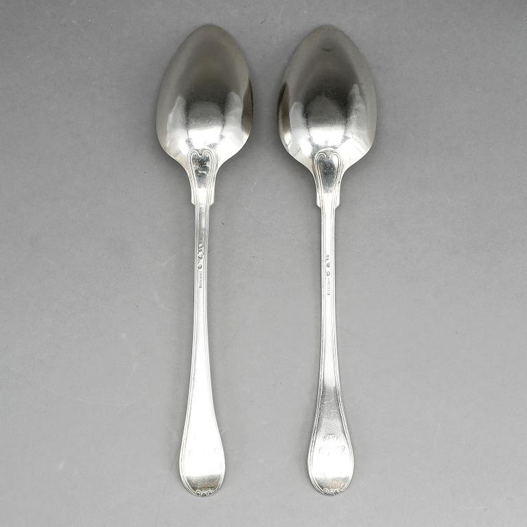 RAGUSKEDAR, ett par, silver, Gustaf Theodor Folcker, Stockholm 1840. Ca 230 gram.