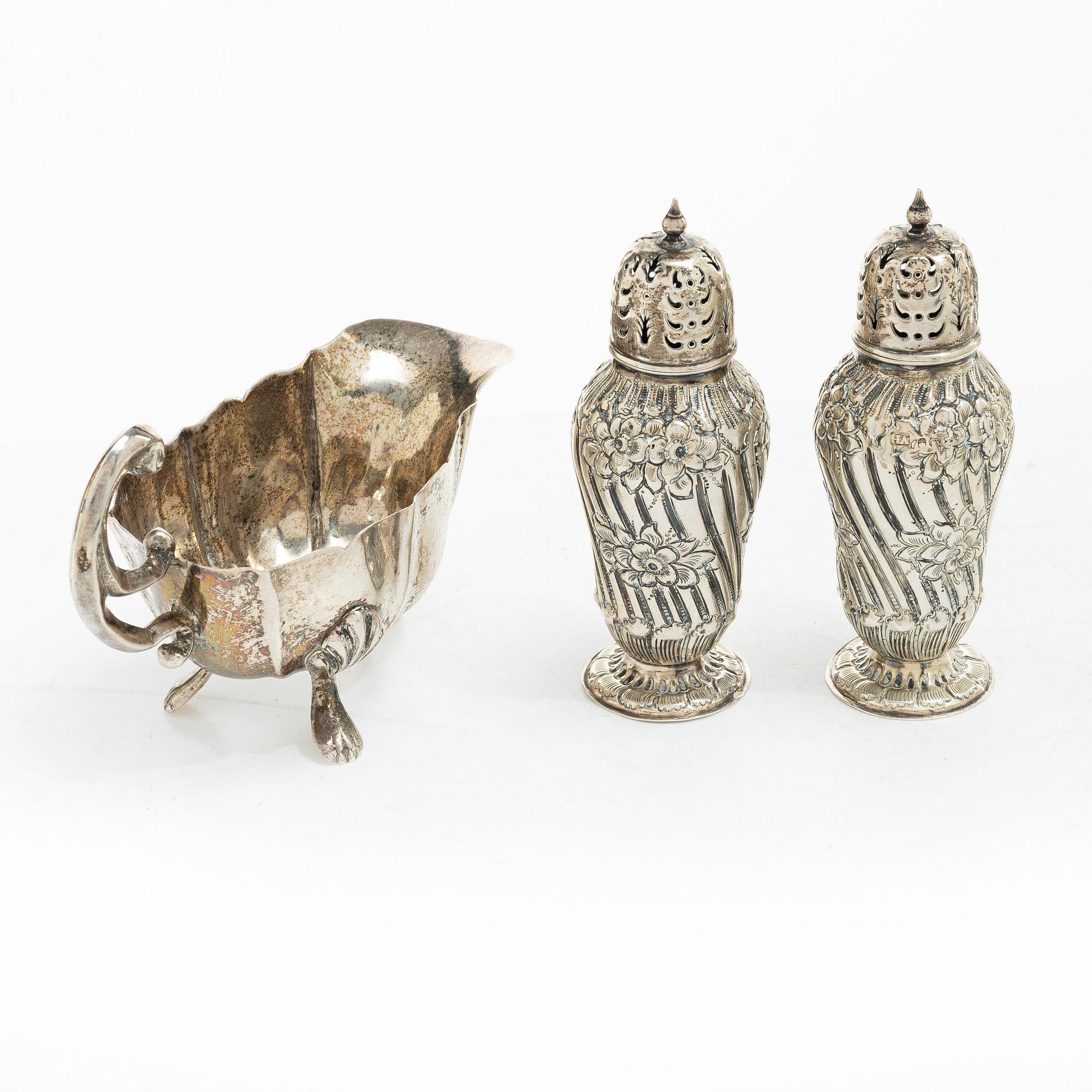 Table accessories, 5 pieces, silver.