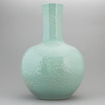 A large Chinese celadon glazed vase, second half of the 20th century.