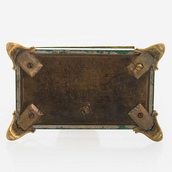 Skrivställ, förgylld metall, malakit, kristall, Ryssland ca 1830-tal.