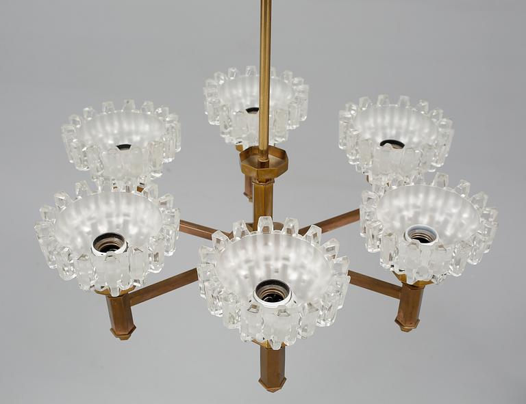 TAKLAMPA, omkring 1900-talets mitt, höjd 77 cm.