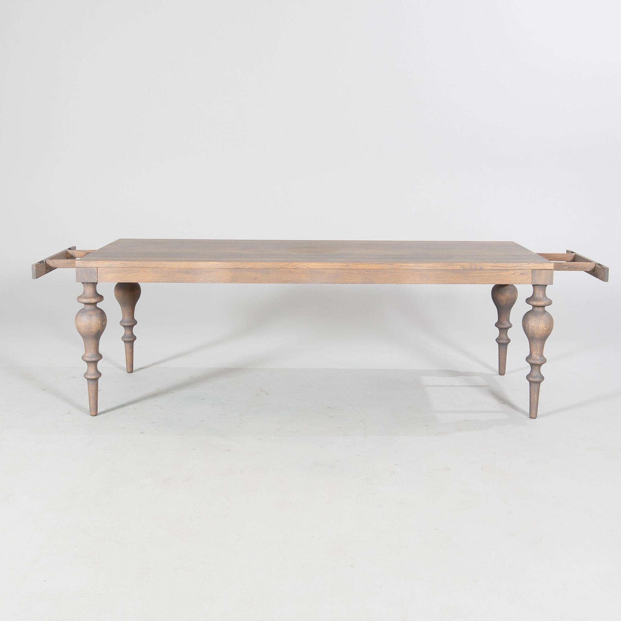 Elin Louise Sveen matbord 'Viola' för Ygg & Lyng 2000-tal.