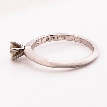 TIFFANY & CO RING, platina, briljant ca 0.3 ct.
