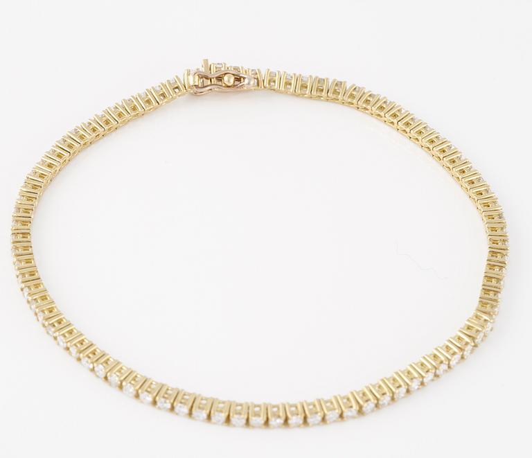 ARMBAND, sk tennisarmband, med briljantslipade diamanter ca 2.20 ct.