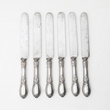 Twelve French silver knives, Hènin & Cie, Paris, circa 1900.