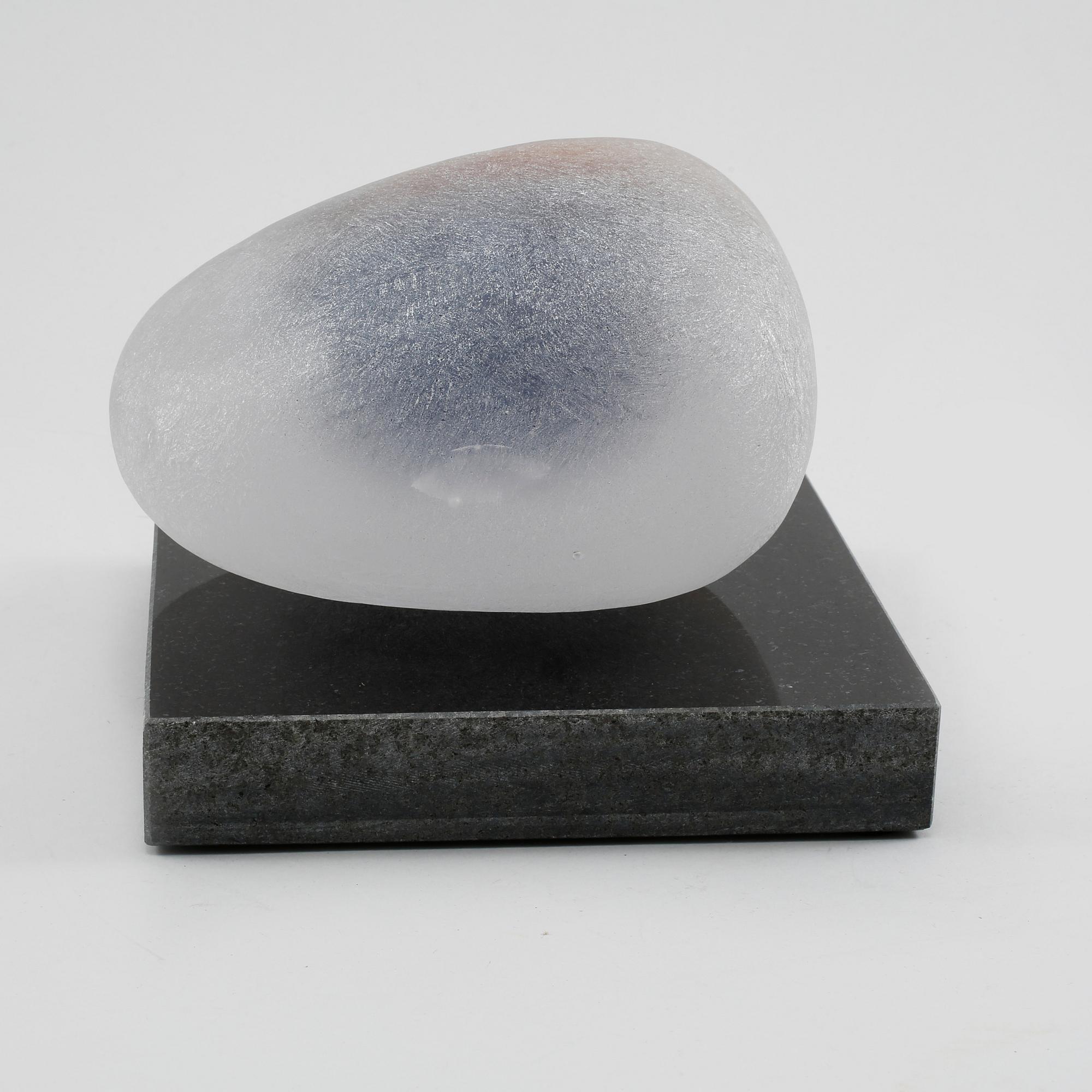 SKULPTUR, glas, Bertil Vallien, Kosta Boda, limited edition av 100 ex, signerad.