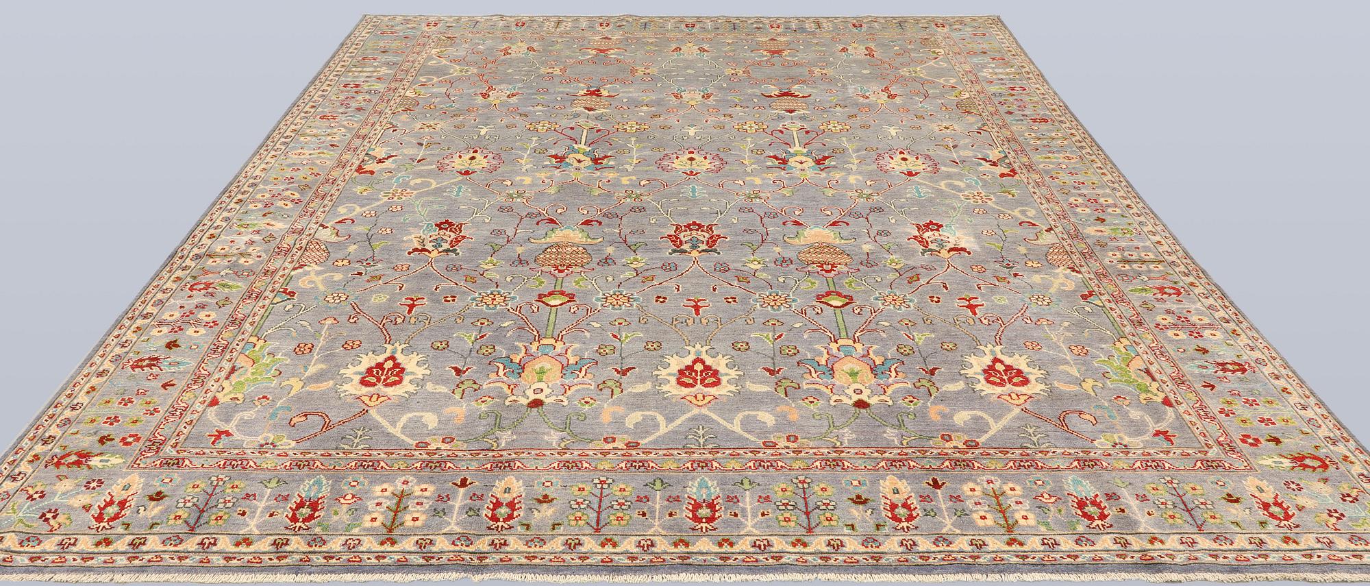 A carpet, Ziegler design, approx. 357 x 265 cm.