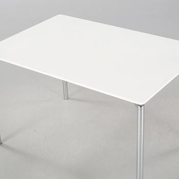 A "Plano" table, deisgned by Pelikan Design (Niels Gammelgaard og Lars Mathiesen) for Fritz Hansen, made 2004.